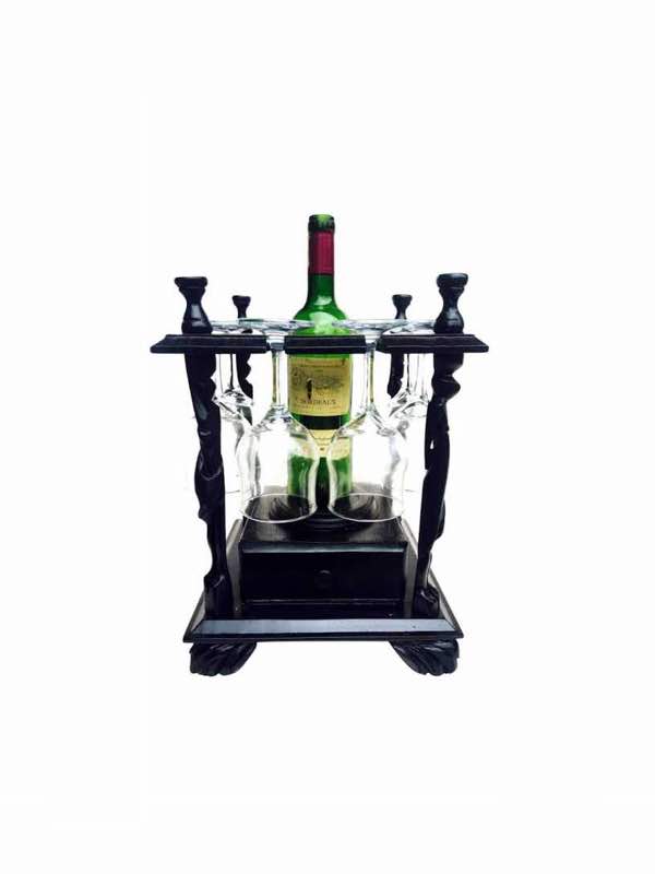 Porte-vins-et-verres-Case-classique-8-verres-1.jpg